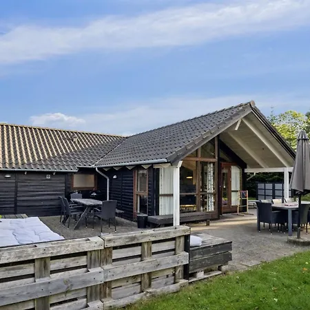 Kaarina - 250m From The Sea By Interhome Ferienhaus *