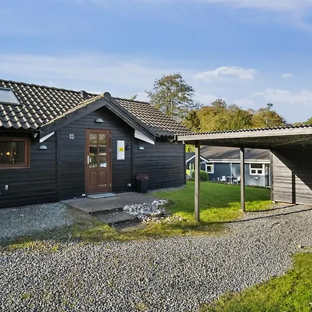 Kaarina - 250m From The Sea By Interhome